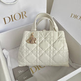 TOUJOURS 28 BAG IN MILK WHITE LAMBSKIN