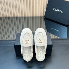 CHANEL 25S BACK STRAP MULE 15MM IN IVORY SUEDE AND WOOL GOLD HARDWARE