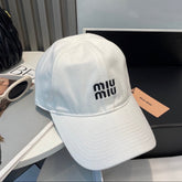 MM BASEBALL CAP IN WHITE FABRIC BRAND EMBROIDERY