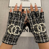 FINGERLESS GLOVES IN BLACK MIX WHITE WOOL TWEED 463847