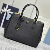 PRADA 25S GALLERIA LARGE BAG 32 IN BLACK CALFSKIN GOLD HARDWARE
