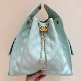 CHANEL 25S HANDBAG IN PALE CYAN 40 GRAINED CALFSKIN GOLD HARDWARE