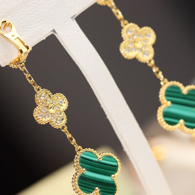 CLOVER EARRINGS GOLD MALACHITE DIAMOND 3 MOTIF