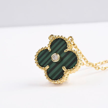 CLOVER PEDANT MALACHITE GOLD NECKLACE