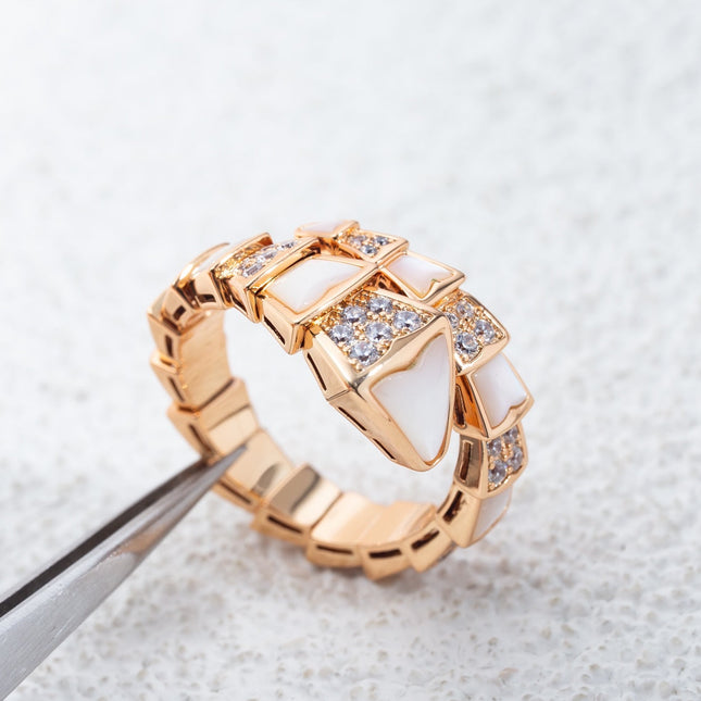 SERPENTI RING PINK GOLD DIAMOND MOP