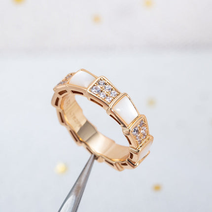 SERPENTI RING PINK GOLD MOP DIAMOND PAVED 4MM