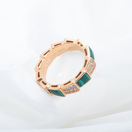 SERPENTI RING PINK GOLD MALACHITE DIAMOND PAVED 4MM