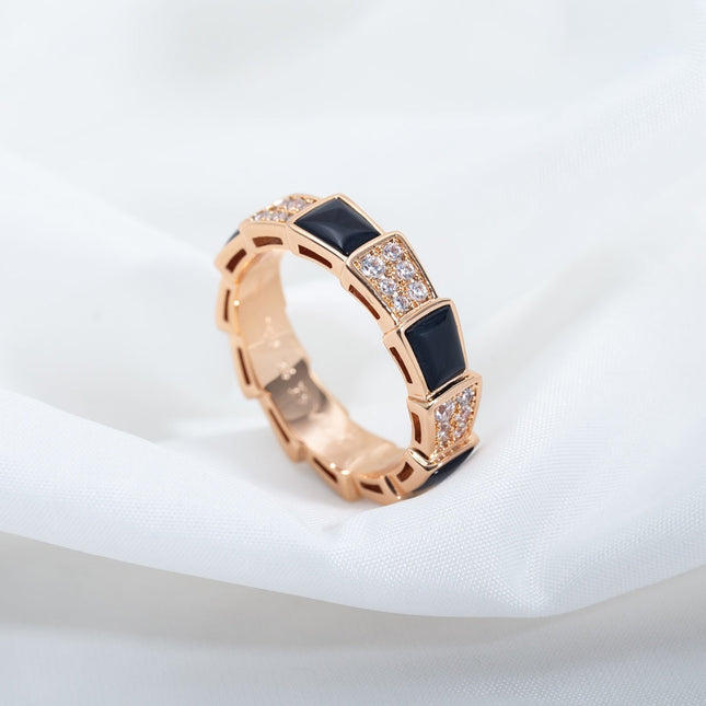 SERPENTI RING PINK GOLD BLACK MOP DIAMOND PAVED 4MM