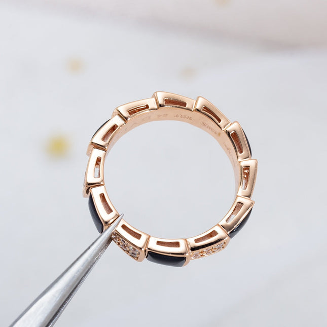 SERPENTI RING PINK GOLD BLACK MOP DIAMOND PAVED 4MM