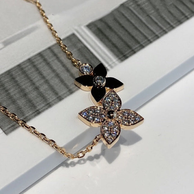 DOUBLE STAR DIAMOND NECKALCE