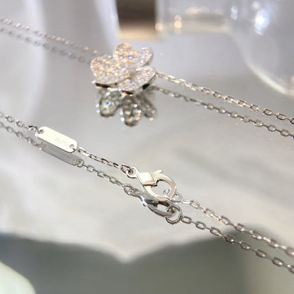 FLOWER DIAMOND NECKLACE