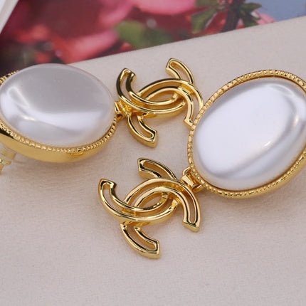 DOUBLE C GOLD WHITE DROP EARRINGS