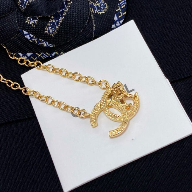 DOUBLE C TIGER GOLD NECKLACE