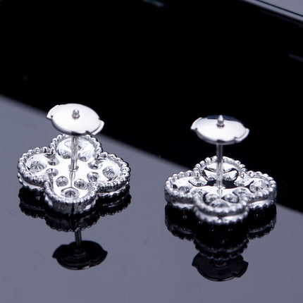 CLOVER SILVER DIAMOND STUD EARRINGS