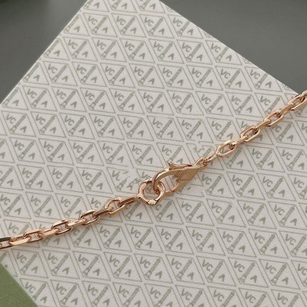 LUCKY SPRING 15 MOTIFS PINK GOLD NECKLACE