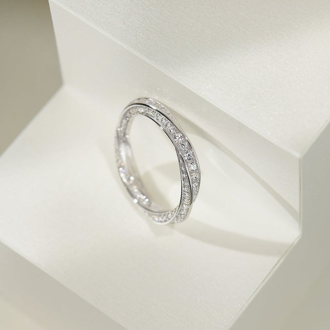 SPIRAL DIAMOND RING