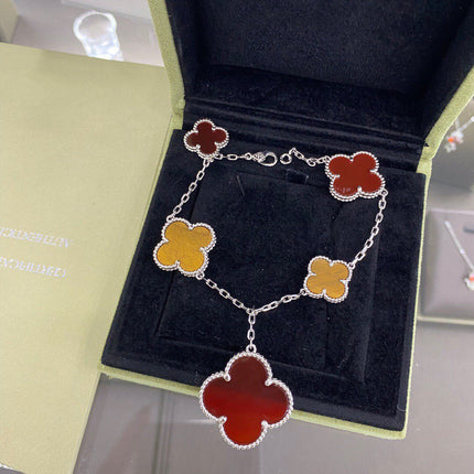 CLOVER 5 MOTIFS SIVLER CARNELIAN TIGER EYE BRACELET