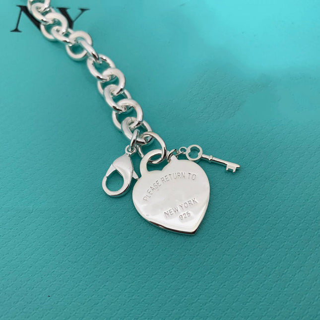 KEY HEART CARD CHUNKY INTERLOCKING BRACELET LENGTH