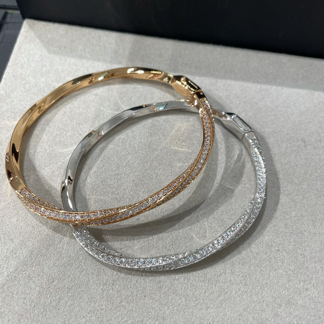 GRA SPIRAL DIAMOND PAVED BRACELET