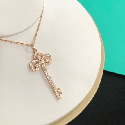 FLEUR KEY DIAMOND NECKLACE