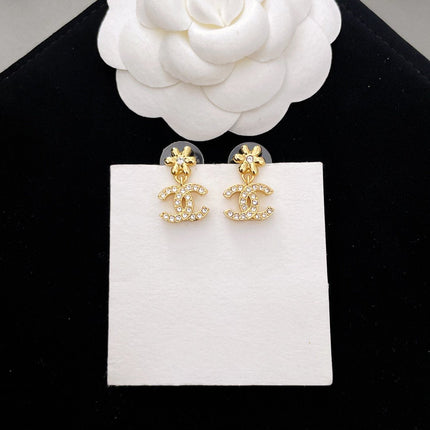 MINI FLOWER DOUBLE C DIAMOND GOLD EARRINGS