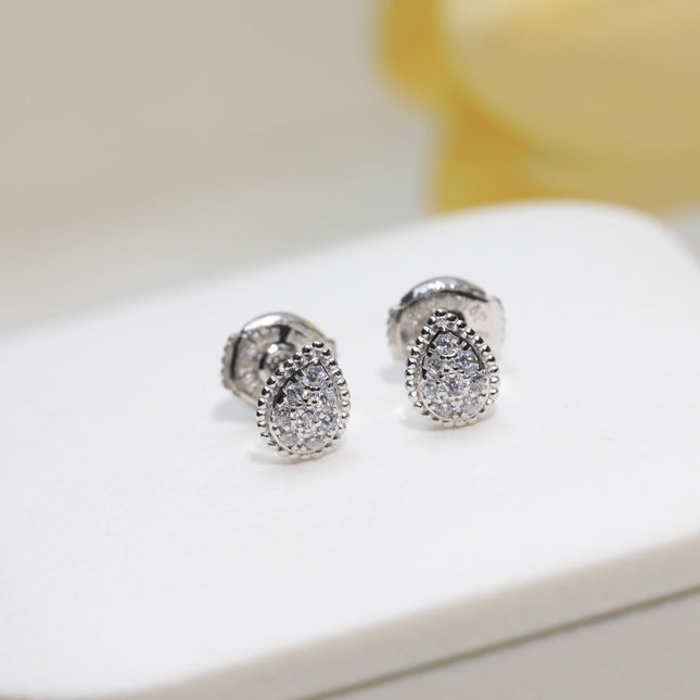 BOHEME DIAMOND STUD EARRINGS