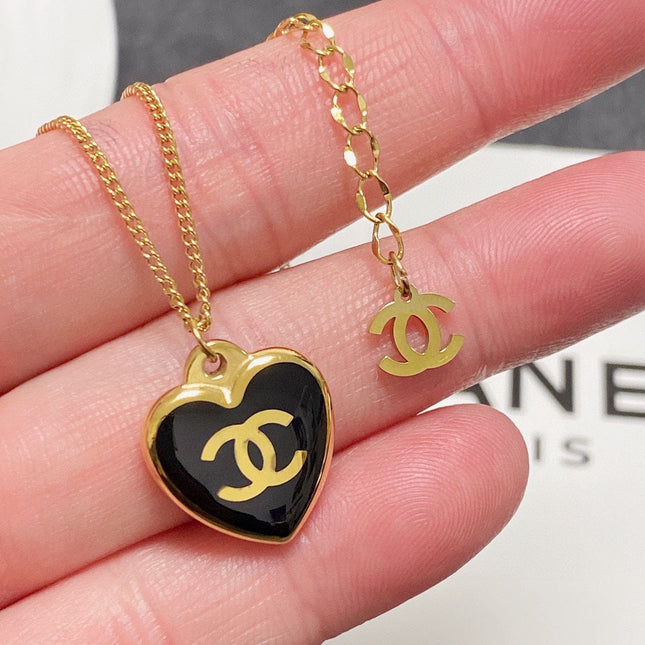 CC HEART BLACK ENAMEL GOLD NECKLACE