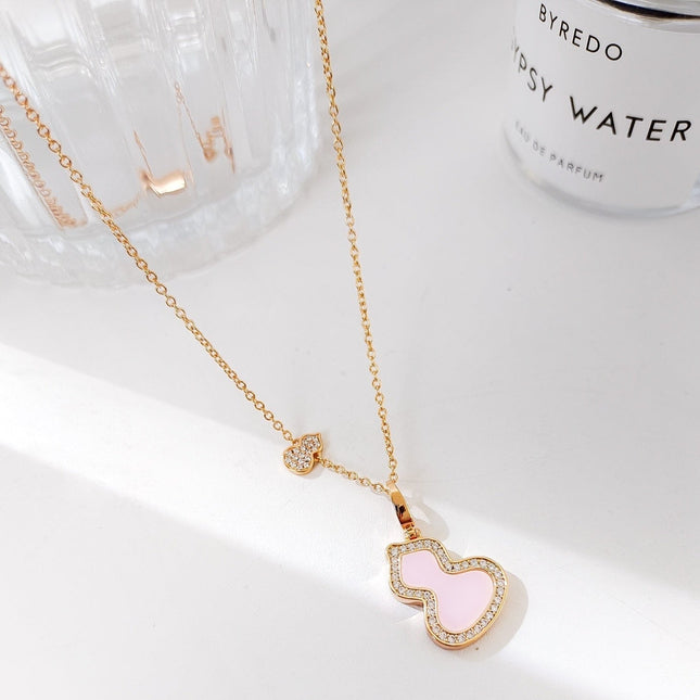 WULU 2 MOTIF PINK MOP PINK GOLD NECKLACE