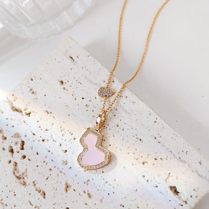 WULU 2 MOTIF PINK MOP PINK GOLD NECKLACE