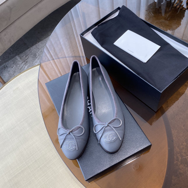 BALLET FLATS GREY GRAINED CALFSKIN