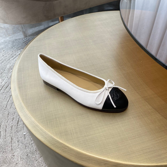 BALLET FLATS WHITE BLACK LAMBSKIN