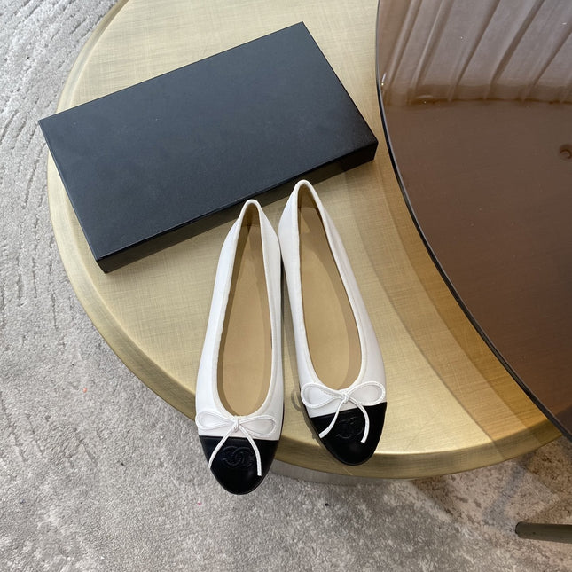 BALLET FLATS WHITE BLACK LAMBSKIN