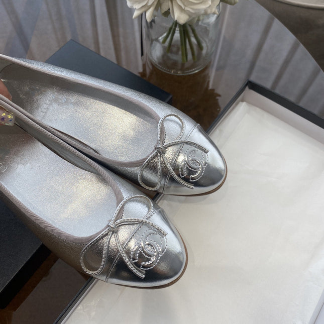 BALLET FLATS SILVER LAMBSKIN