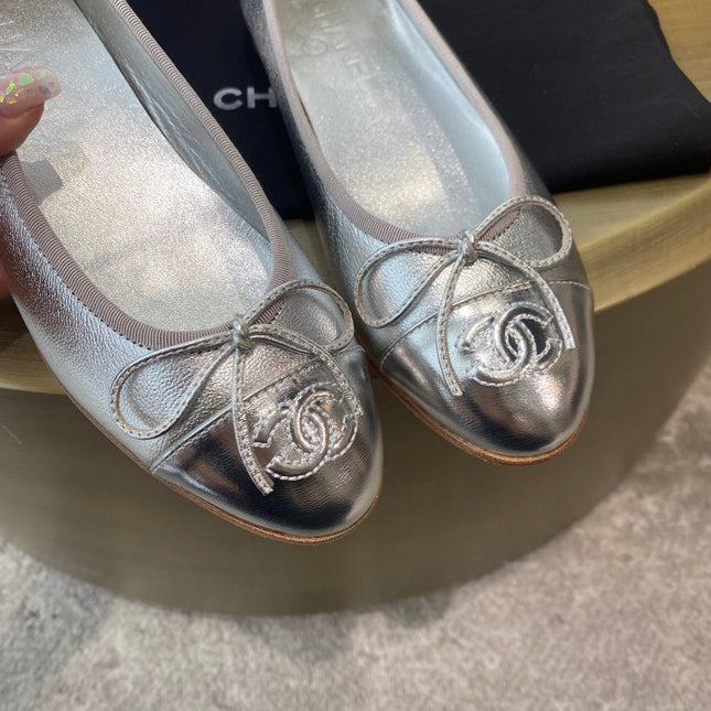 BALLET FLATS SILVER LAMBSKIN