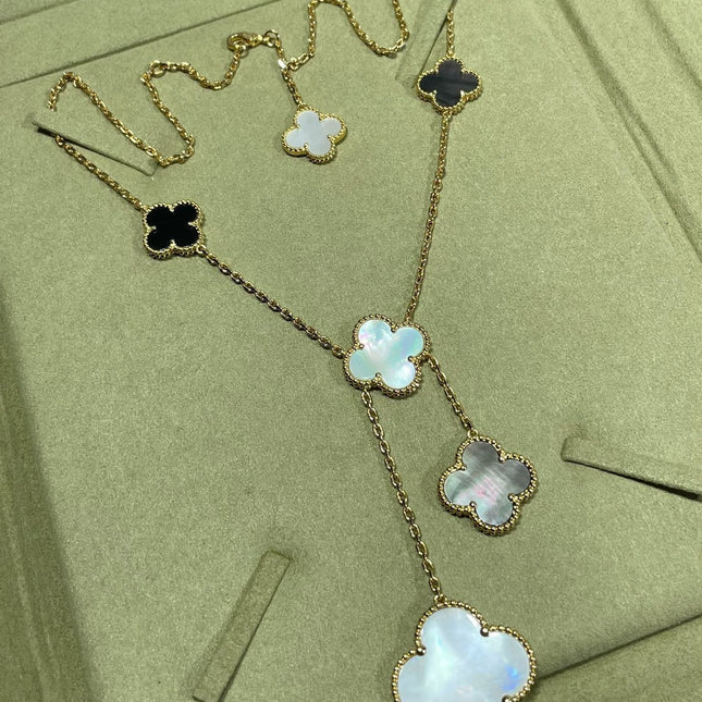 CLOVER 6 MOTIF MOP ONYX GOLD NECKLACE