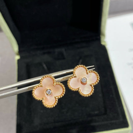 CLOVER PINK MOP 1 DIAMOND STUD EARRINGS