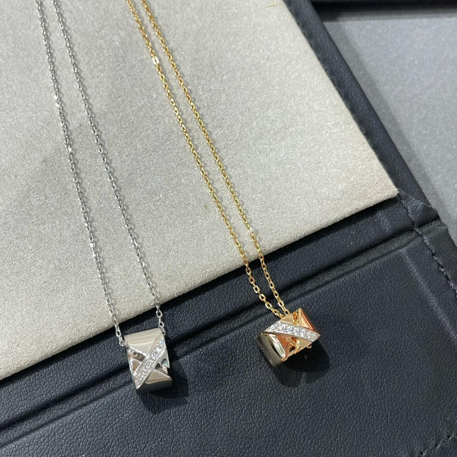 LIENS EVIDENCE DIAMOND NECKLACE