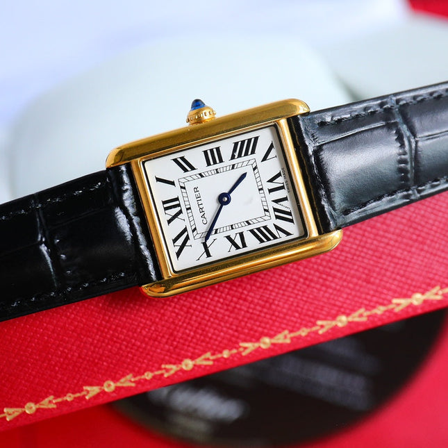 TANK MUST SMALL GOLD LEATHER STRAP WHITE DIAL