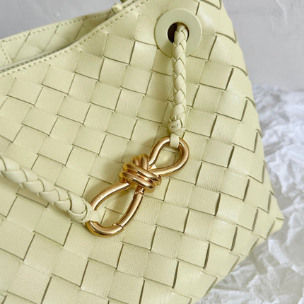 BV SMALL ANDIAMO 25CM LIGHT YELLOW LAMBSKIN