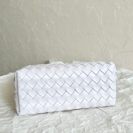 BV SMALL ANDIAMO 25CM WHITE LAMBSKIN