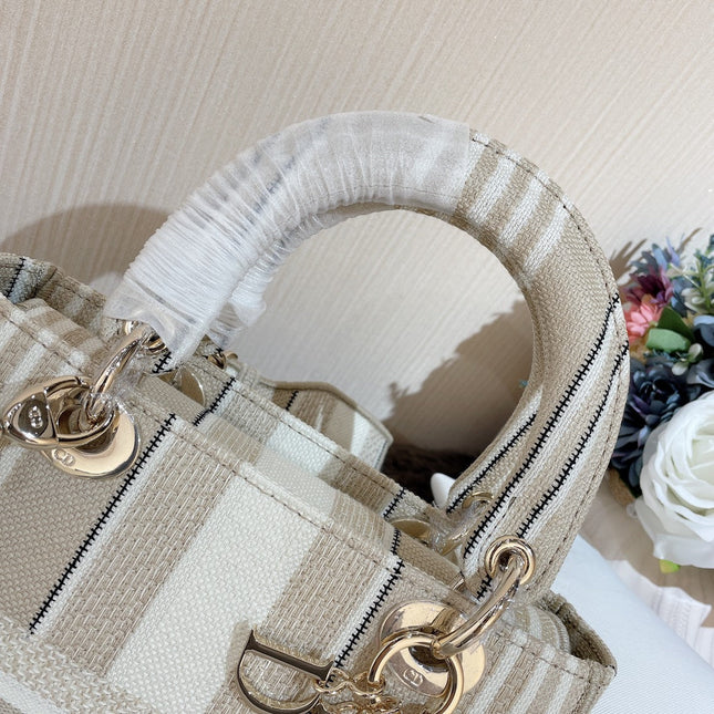 MEDIUM LADY-DLITE BAG BEIGE STRIPES EMBROIDERY