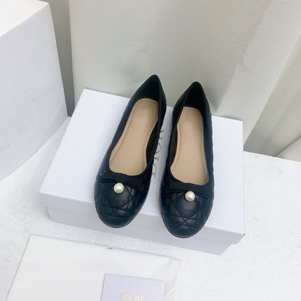 CD BALLET FLAT BLACK MOP FRONT