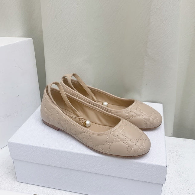 CD BALLET FLAT BEIGE MOP