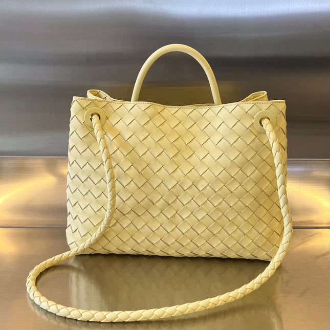 BV MEDIUM ANDIAMO 32CM LIME LAMBSKIN