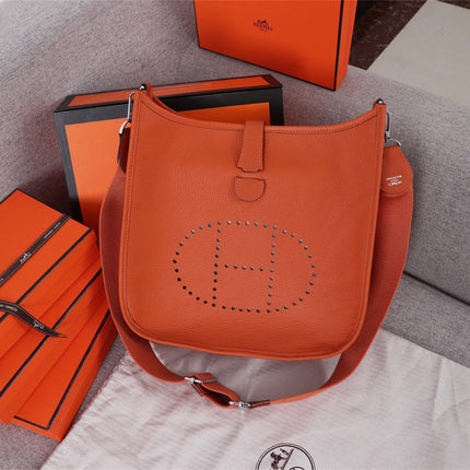 HM EVELYNE BAG 28 RED ORANGE CALFSKIN