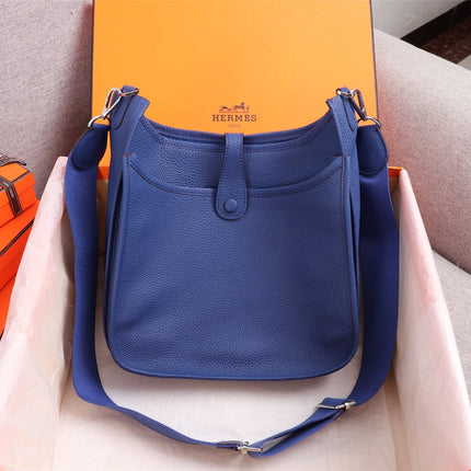 HM EVELYNE BAG 28 AZURE CALFSKIN