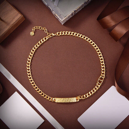 CHOKER CD GOLD PEDANT NECKLACE