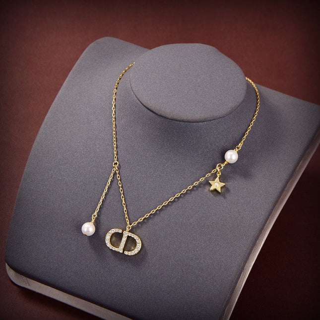 CD STAR PEDANT GOLD DIAMOND NECKLACE