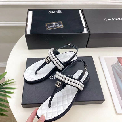 SLINGBACKS WHITE/Black LAMBS With PEARL