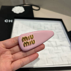 HAIR CLIPS IN PINK SHINY METAL (ONE PAIR)